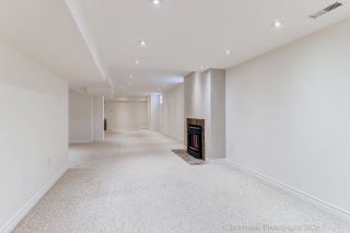 2444 Towne Blvd, Oakville, ON L6H 5X6, Canada, ,  