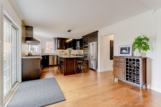 2444 Towne Blvd, Oakville, ON L6H 5X6, Canada, ,  