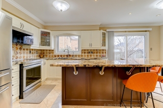 6300 McCracken Dr, Mississauga, ON L5V 1X8, Canada, ,  