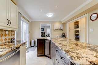 6300 McCracken Dr, Mississauga, ON L5V 1X8, Canada, ,  