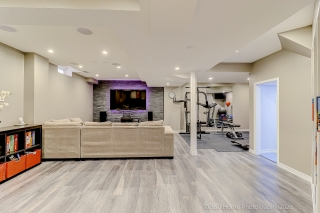 4 Woodvalley Dr, Brampton, ON L7A 1Z6, Canada, ,  