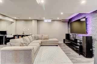 4 Woodvalley Dr, Brampton, ON L7A 1Z6, Canada, ,  