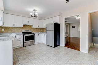 233 Sherwood Rd, Milton, ON L9T 7C1, Canada, ,  