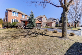 80 Lois Dr, Woodbridge, ON L4H 1H8, Canada, ,  