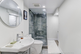 80 Lois Dr, Woodbridge, ON L4H 1H8, Canada, ,  