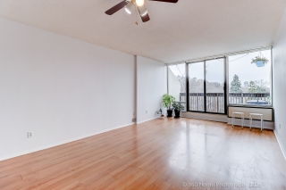 Unit 513-20 Fashion Roseway, Toronto, ON M2N 6B5, Canada, ,  