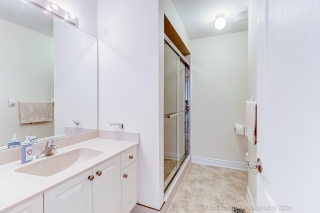 1045 Bob Scott Ct, Newmarket, ON L3X 3L5, Canada, ,  