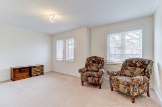 1045 Bob Scott Ct, Newmarket, ON L3X 3L5, Canada, ,  