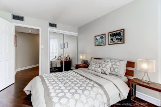 Unit 204-45 Kingsbridge Garden Cir, Mississauga, ON L5R 4B1, Canada, ,  