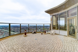 Unit 204-45 Kingsbridge Garden Cir, Mississauga, ON L5R 4B1, Canada, ,  