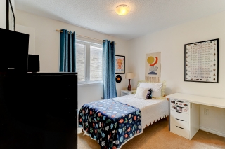 1011 Leger Wy, Milton, ON L9T 8B9, Canada, ,  