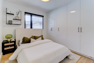 2498 Frankfield Rd, Mississauga, ON L5K 2A6, Canada, ,  