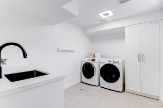 2498 Frankfield Rd, Mississauga, ON L5K 2A6, Canada, ,  