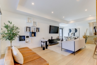 2498 Frankfield Rd, Mississauga, ON L5K 2A6, Canada, ,  