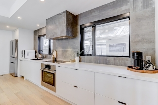 2498 Frankfield Rd, Mississauga, ON L5K 2A6, Canada, ,  