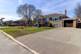 280 Waterloo Ave, North York, ON M3H 3Z7, Canada, ,  
