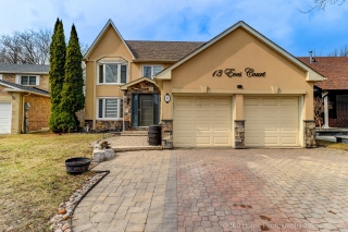 13 Eves Ct, Newmarket, ON L3Y 7P8, Canada, ,  