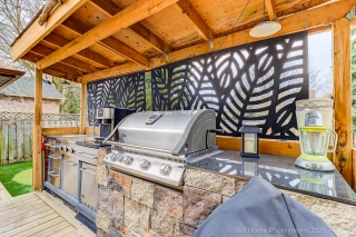 13 Eves Ct, Newmarket, ON L3Y 7P8, Canada, ,  