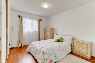 4 Mayflower St, Whitby, ON L1N 8B1, Canada, ,  