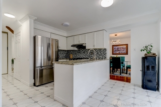 4 Mayflower St, Whitby, ON L1N 8B1, Canada, ,  
