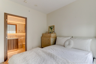 Unit 1215-17 Bathurst St, Toronto, ON M5V 2N8, Canada, ,  