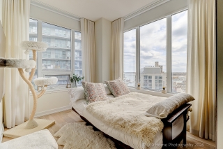 Unit 1215-17 Bathurst St, Toronto, ON M5V 2N8, Canada, ,  