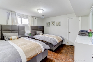 45 Frontenac Ave, North York, ON M5N 1Z6, Canada, ,  