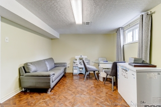 45 Frontenac Ave, North York, ON M5N 1Z6, Canada, ,  