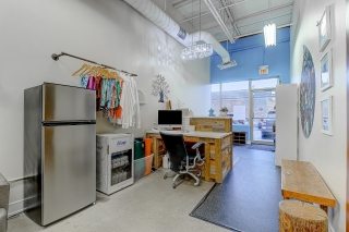 Unit 8-125 Hawkview Blvd, Woodbridge, ON L4H 3T7, Canada, ,  