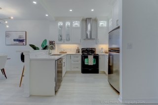 Unit 604-1 Leaside Park Dr, Toronto, ON M4H 1R1, Canada, ,  