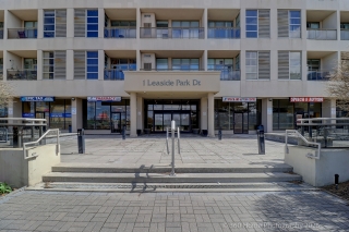 Unit 604-1 Leaside Park Dr, Toronto, ON M4H 1R1, Canada, ,  