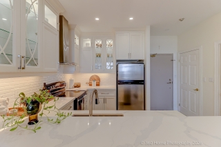 Unit 604-1 Leaside Park Dr, Toronto, ON M4H 1R1, Canada, ,  