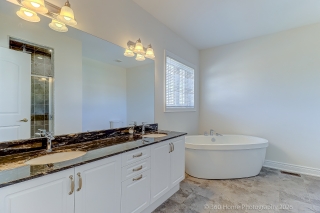 9 Greywacke St, Richmond Hill, ON L4E 1G7, Canada, ,  