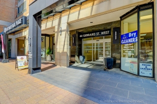 Unit 1705-44 Gerrard St W, Toronto, ON M5G 2K2, Canada, ,  