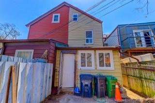 4 Andrews Ave, Toronto, ON M6J 1S3, Canada, ,  