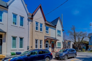 4 Andrews Ave, Toronto, ON M6J 1S3, Canada, ,  