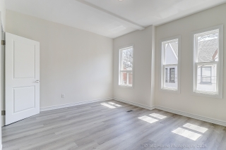 4 Andrews Ave, Toronto, ON M6J 1S3, Canada, ,  