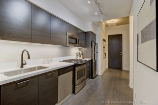 Unit 603-399 Adelaide St W, Toronto, ON M5V 1S1, Canada, ,  
