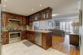 Unit 106-101 Subway Crescent, Etobicoke, ON M9B 6K4, Canada, ,  