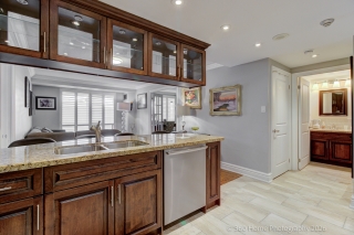 Unit 106-101 Subway Crescent, Etobicoke, ON M9B 6K4, Canada, ,  