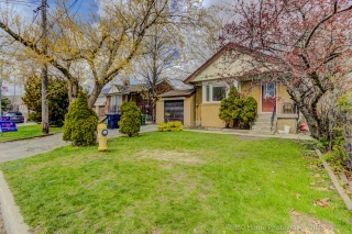 122 McGillivray Ave, North York, ON M5M 2Y6, Canada, ,  