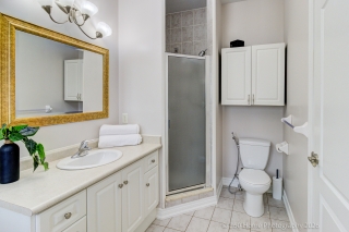 758 Coldstream Dr, Oshawa, ON L1K 2Z3, Canada, ,  
