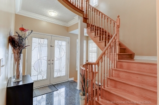 806 White Clover Way, Mississauga, ON L5V 3C5, Canada, ,  