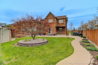 806 White Clover Way, Mississauga, ON L5V 3C5, Canada, ,  