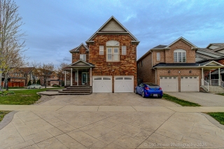 806 White Clover Way, Mississauga, ON L5V 3C5, Canada, ,  