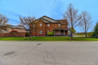 806 White Clover Way, Mississauga, ON L5V 3C5, Canada, ,  