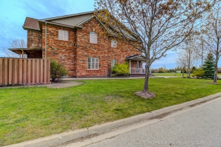 806 White Clover Way, Mississauga, ON L5V 3C5, Canada, ,  