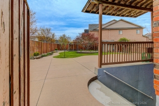 806 White Clover Way, Mississauga, ON L5V 3C5, Canada, ,  