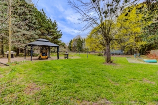 1201 Kingdale Rd, Newmarket, ON L3Y 4W1, Canada, ,  