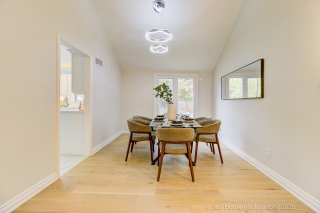 1201 Kingdale Rd, Newmarket, ON L3Y 4W1, Canada, ,  
